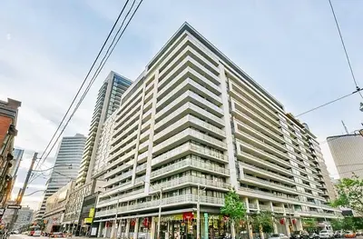 111 Elizabeth Street 1501, Toronto, On M5g 1p7