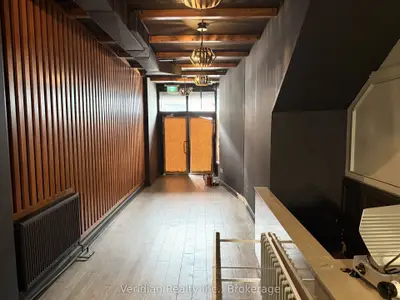 669 Queen Street W, Toronto, On M6j 1e6