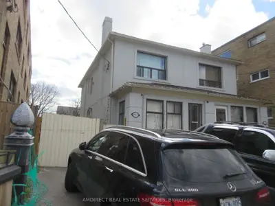 644 Vaughan Road, Toronto, On M6e 2y3