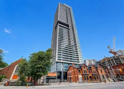 Condo Apartment in Toronto