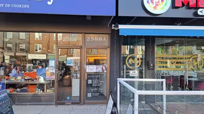 2588a Yonge Street 4, Toronto, On M4p 2j3