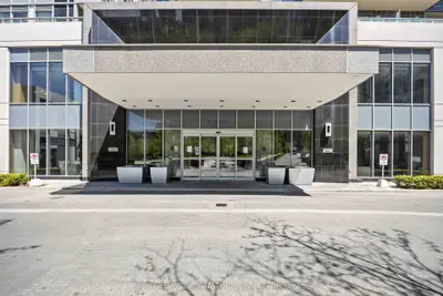 120 Harrison Garden Boulevard 1427, Toronto, On M2n 0h1