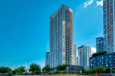75 Queens Wharf Road 318, Toronto, On M5v 0j8