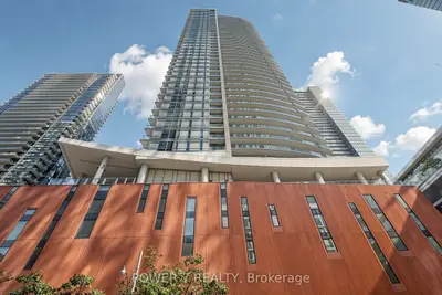 21 Widmer Street 4207, Toronto, On M5v 0b8