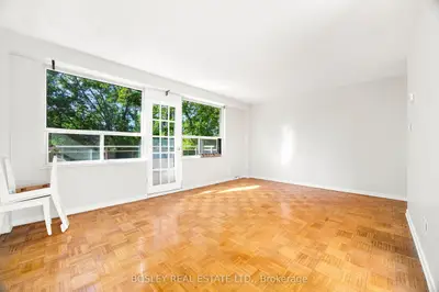 85 Lawton Boulevard 409, Toronto, On M4v 1z7