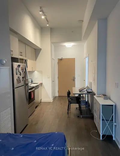621 Sheppard Avenue E 111, Toronto, On M2k 0g4