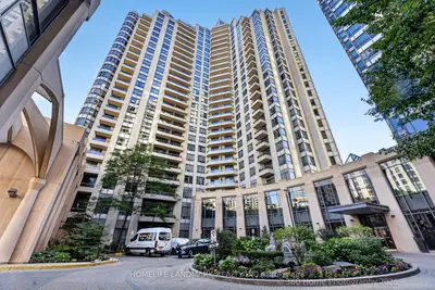 15 Northtown Way 829, Toronto, On M2n 7a2