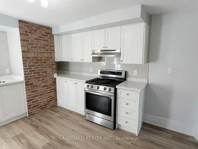 45 Clinton Street 2, Toronto, On M6j 2n9