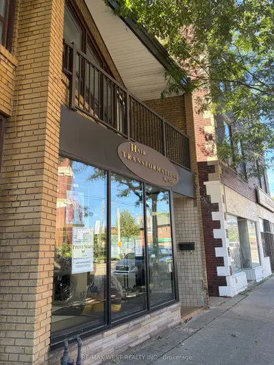 Store W Apt/Office in Toronto