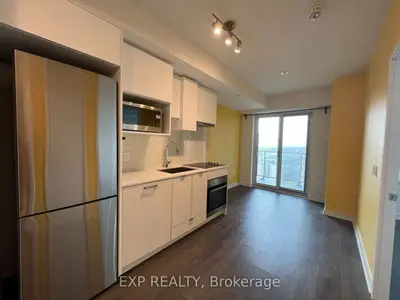 195 Redpath Avenue 3213, Toronto, On M4p 0e4