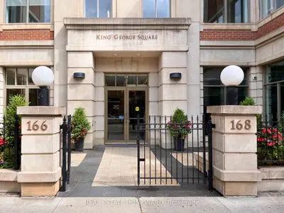 168 King Street E 913, Toronto, On M5a 1j3