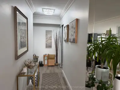 1881 Jane Street 706, Toronto, On M9n 3s7