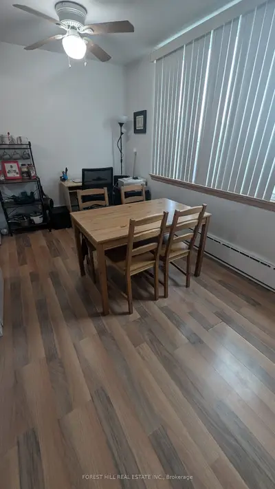 55 Neptune Drive 305, Toronto, On M6a 1x2