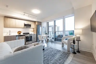 223 Redpath Avenue 1410, Toronto, On M4p 0e8