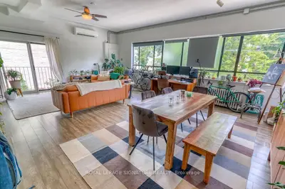 44 Stafford Street Unit B, Toronto, On M6j 2r8