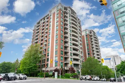 Condo Apartment in Toronto
