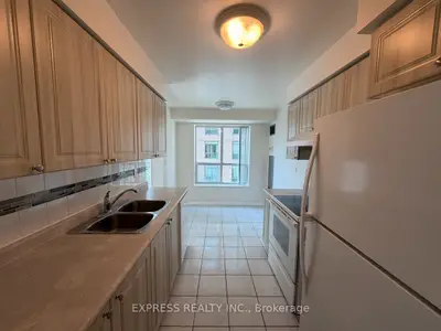 39 Pemberton Avenue 715, Toronto, On M2m 4l6