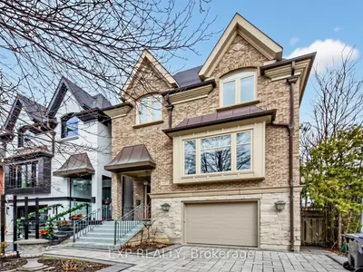 241 Poplar Plains Road, Toronto, On M4v 2n8