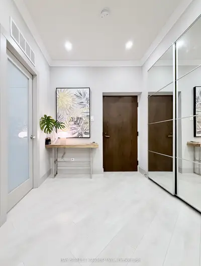 55 Harbour Square 606, Toronto, On M5j 2l1