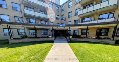 22 Tinder Crescent 104, Toronto, On M4a 1l6
