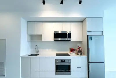 5 Defries Street 2311, Toronto, On M5a 3r4