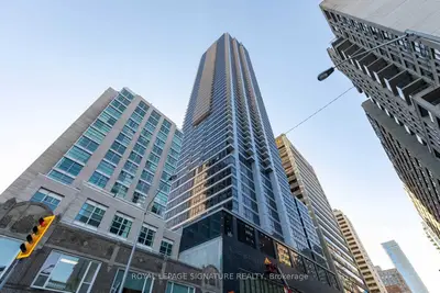 395 Bloor Street E 3211, Toronto, On M4w 0b4