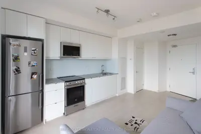 49 East Liberty Street 1710, Toronto, On M6k 0b2