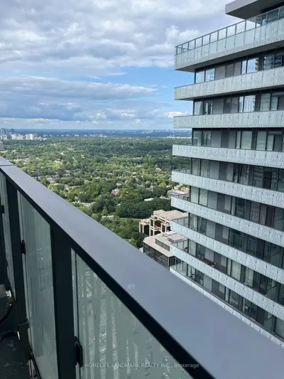 42 Charles Street 5301, Toronto, On M4y 1n3