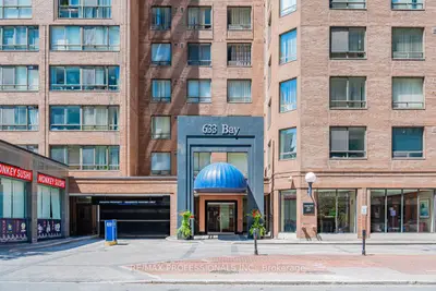 633 Bay Street 502, Toronto, On M5g 2g4