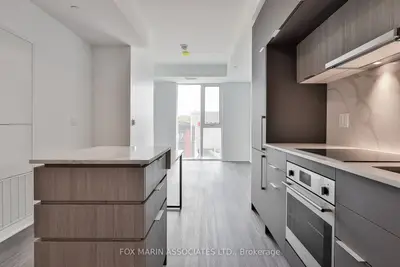 Condo Apartment in Toronto