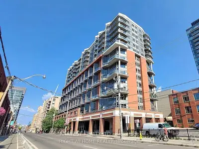Condo Apartment in Toronto
