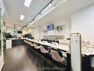 680 Queen Street W, Toronto, On M6j 1e5