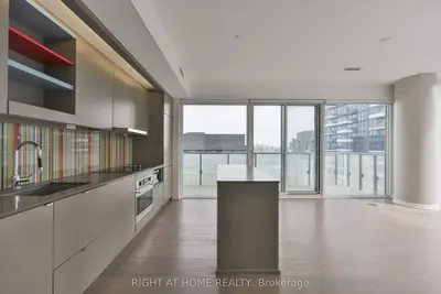 101 Peter Street 3903, Toronto, On M5v 2g9