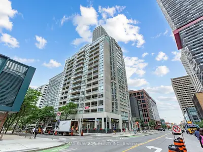 43 Eglinton Avenue E 510, Toronto, On M4p 1a1