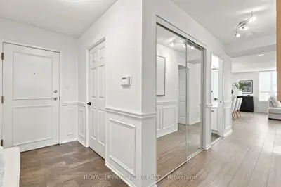 268 Ridley Boulevard 1016, Toronto, On M5m 4n3