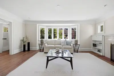 102 Ridge Drive, Toronto, On M4t 1b8