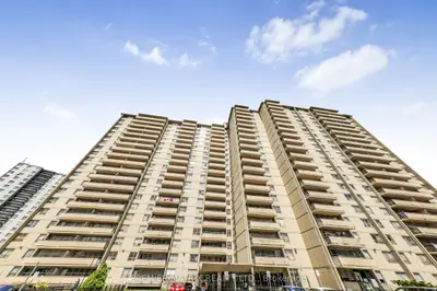 65 Thorncliffe Park Drive 608, Toronto, On M4h 1l2