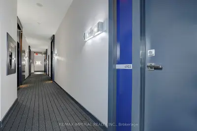 832 Bay Street 4903, Toronto, On M5s 1z6