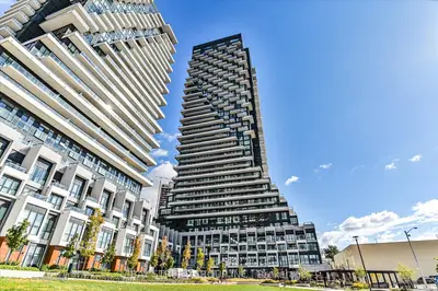 30 Inn On The Park Drive 2707, Toronto, On M3c 0p8