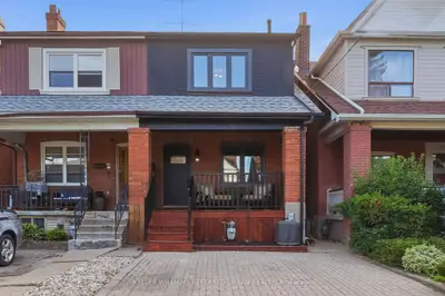 220 Westmount Avenue, Toronto, On M6e 3m8
