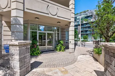 20 Collier Street 903, Toronto, On M4w 3y4