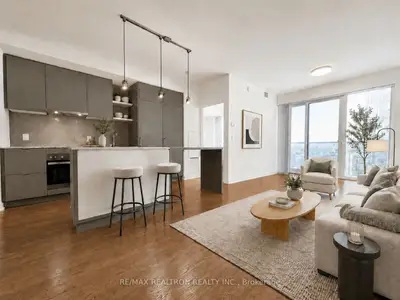 100 Harbour Street 5806, Toronto, On M5j 1b7