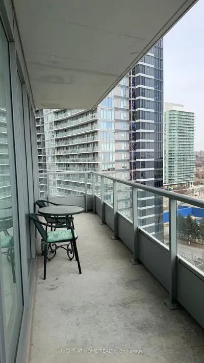 115 Mcmahon Drive 1005, Toronto, On M2k 0e3