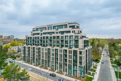 2 Forest Hill Road 205, Toronto, On M4v 2l3