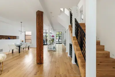 28 Roxborough Street W, Toronto, On M5r 1t8