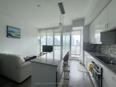 426 University Avenue 3705, Toronto, On M5g 1s9