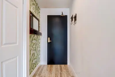 43 Eglinton Avenue E 1901, Toronto, On M4p 1a5