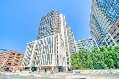 400 Adelaide Street E 1107, Toronto, On M5a 4s3