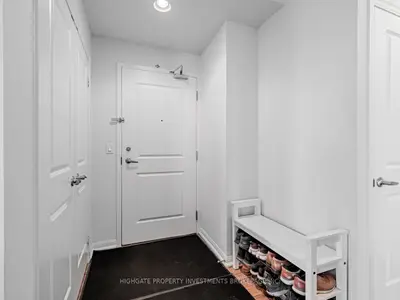 628 Fleet Street 2506, Toronto, On M5v 1a8