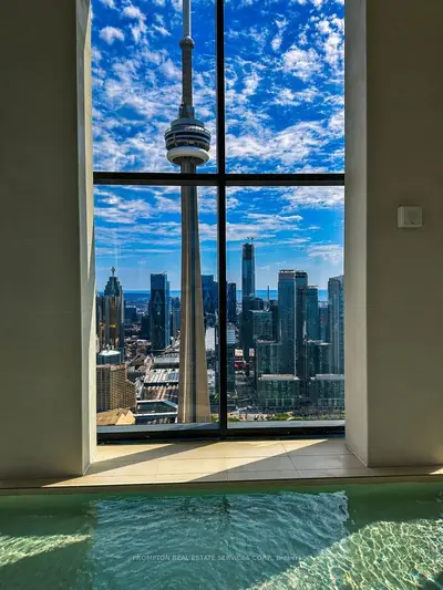 1 Concord Cityplace Way 4205, Toronto, On M5v 0x3